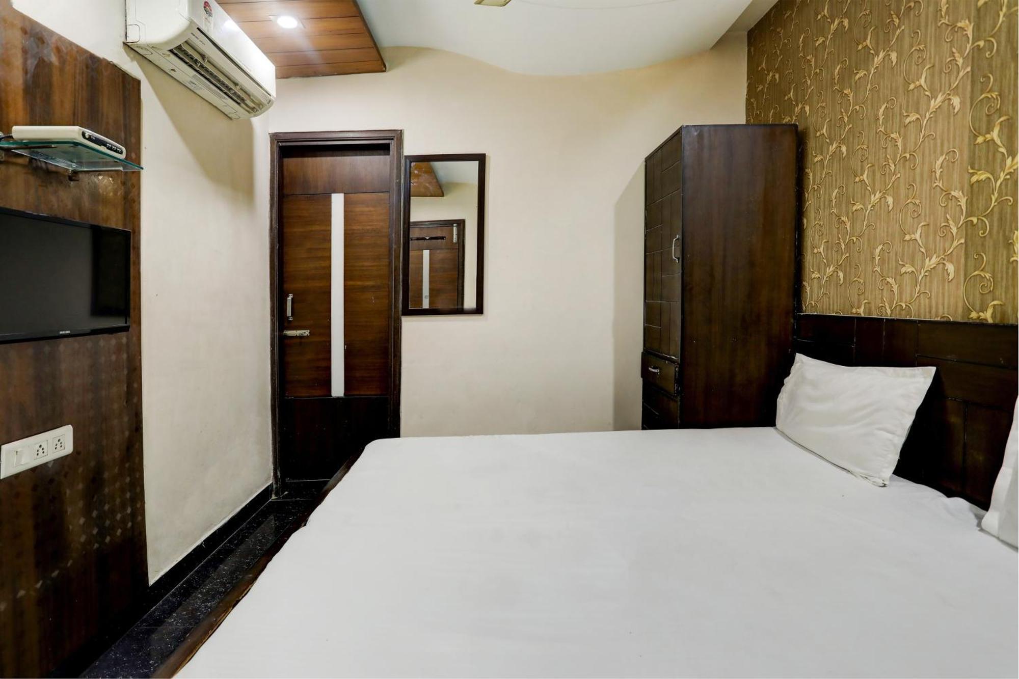 לודהיאנה Hotel O Hcn מראה חיצוני תמונה