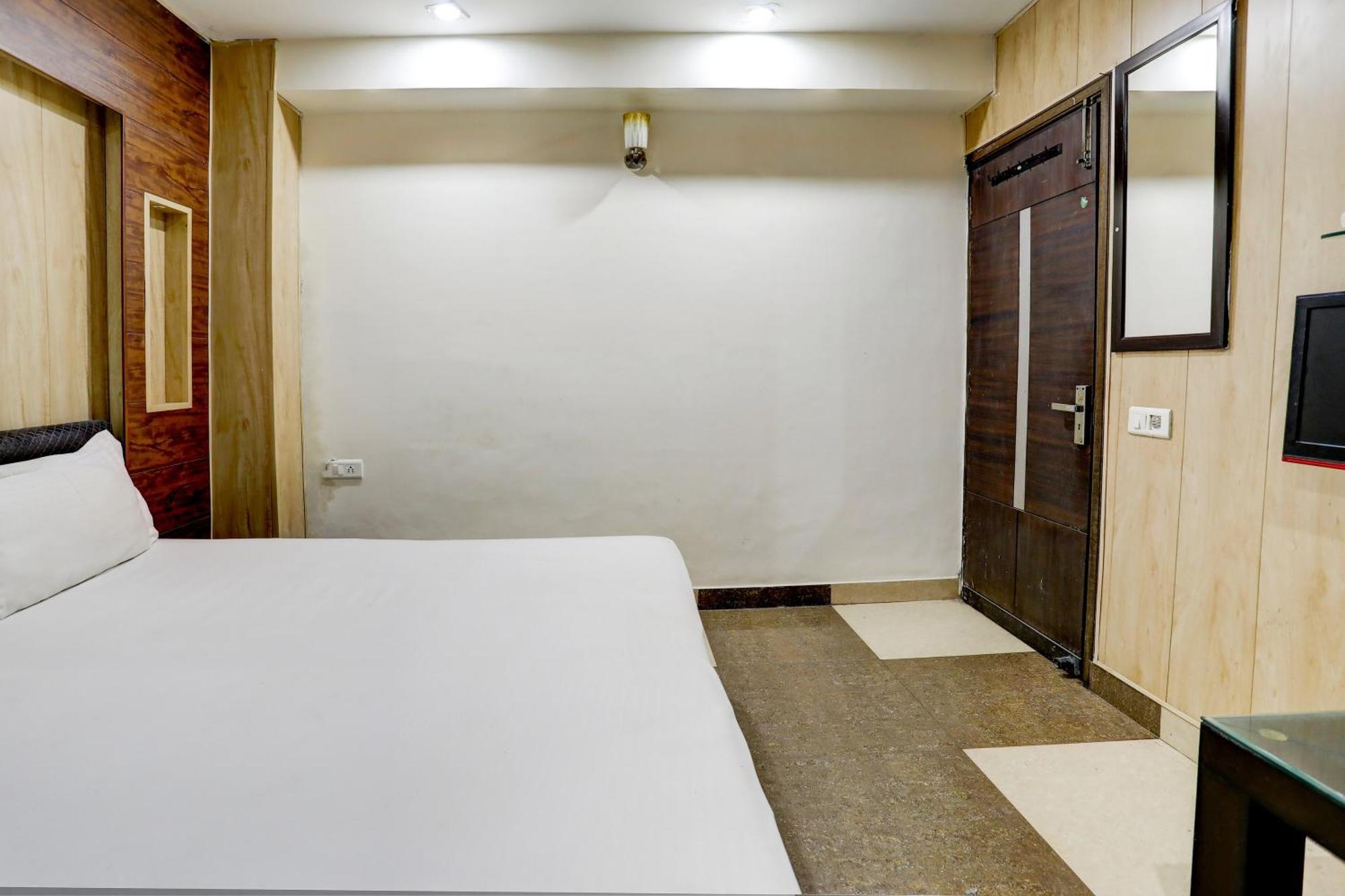 לודהיאנה Hotel O Hcn מראה חיצוני תמונה